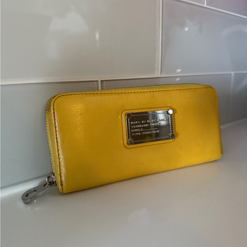 Marc by Marc Jacobs Leather Classic Q Slim Zip Around Wallet - Yellow